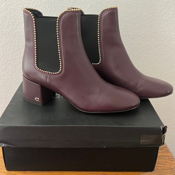 Women’s boots - Picture 1 of 7